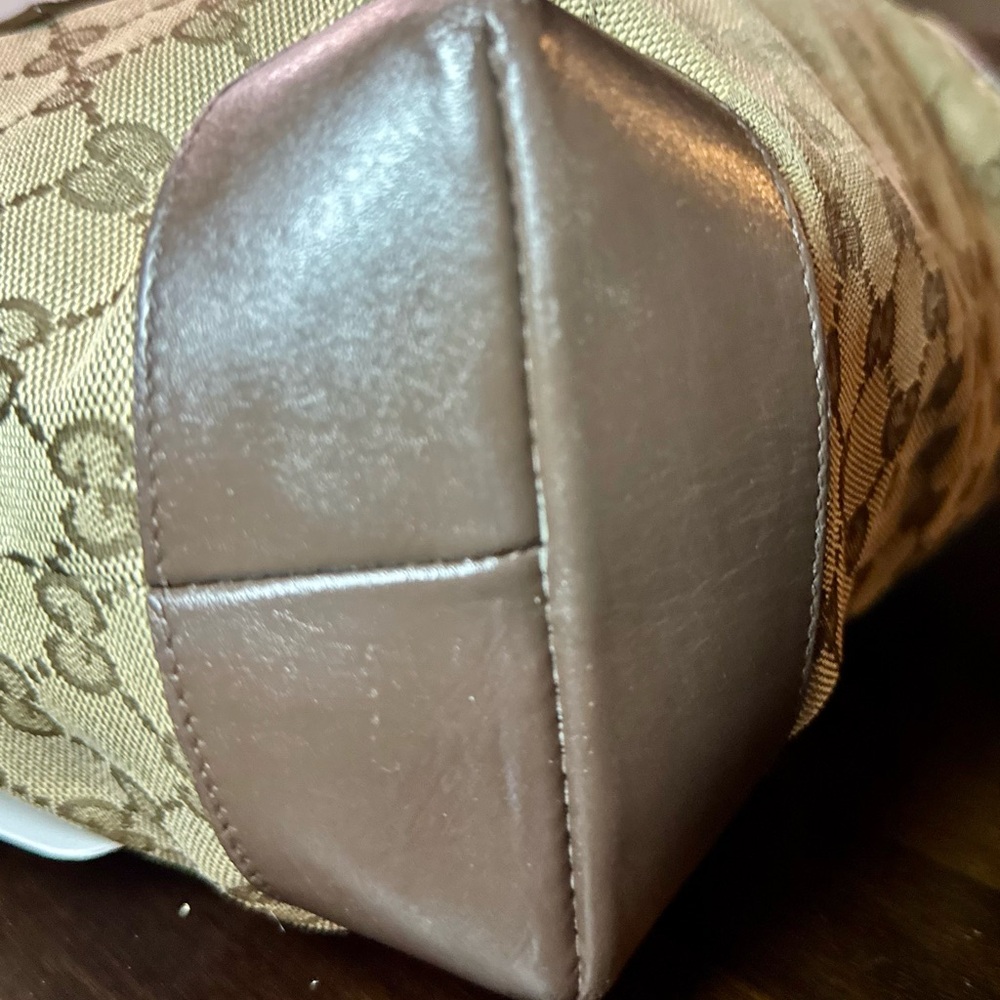 Gucci Brown Monogram Tote Bag - Picture 6 of 11